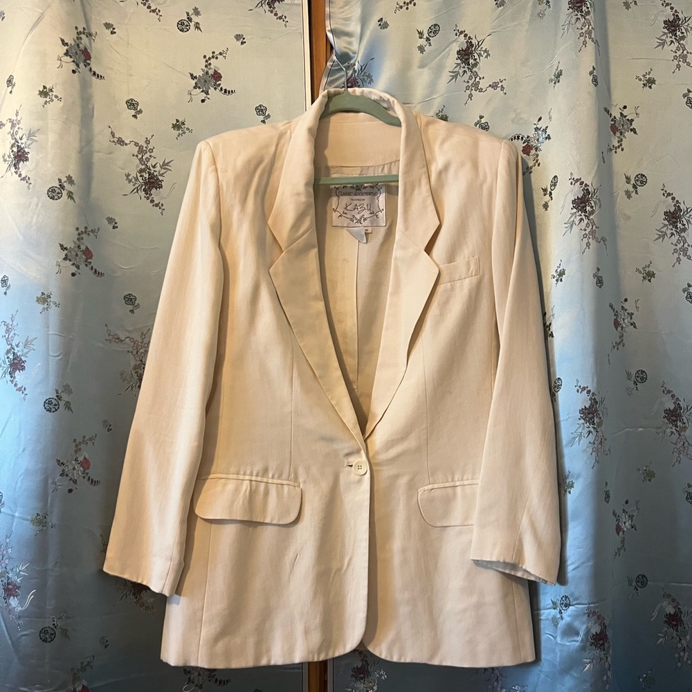 TRUE VINTAGE 1980s Kazu Suit